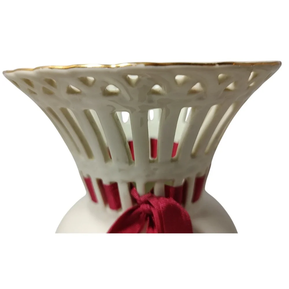 Formalities‎ by Baum Bros Reticulated Vase Rose 1980s Vintage 7.5 Inches